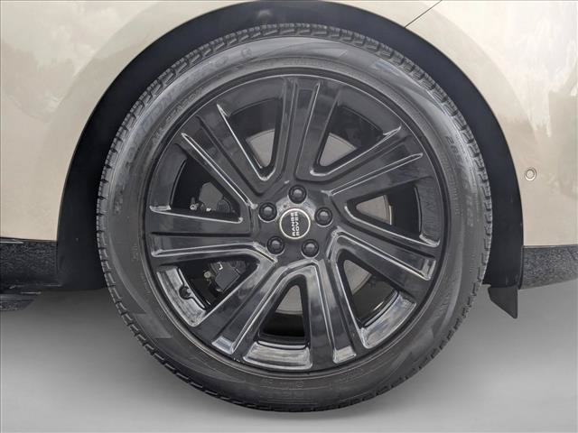 Used 2023 Land Rover Range Rover SE AWD/4WD image 26