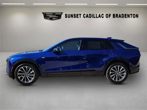 New 2025 Cadillac Lyriq Sport w/ LPO, Floor Liner Package RWD image 4