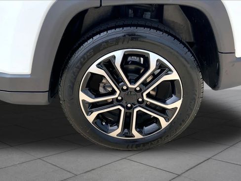 Used 2024 Jeep Compass Limited AWD/4WD image 11