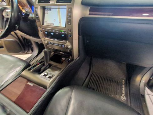 Used 2018 Lexus GX 460 image 24