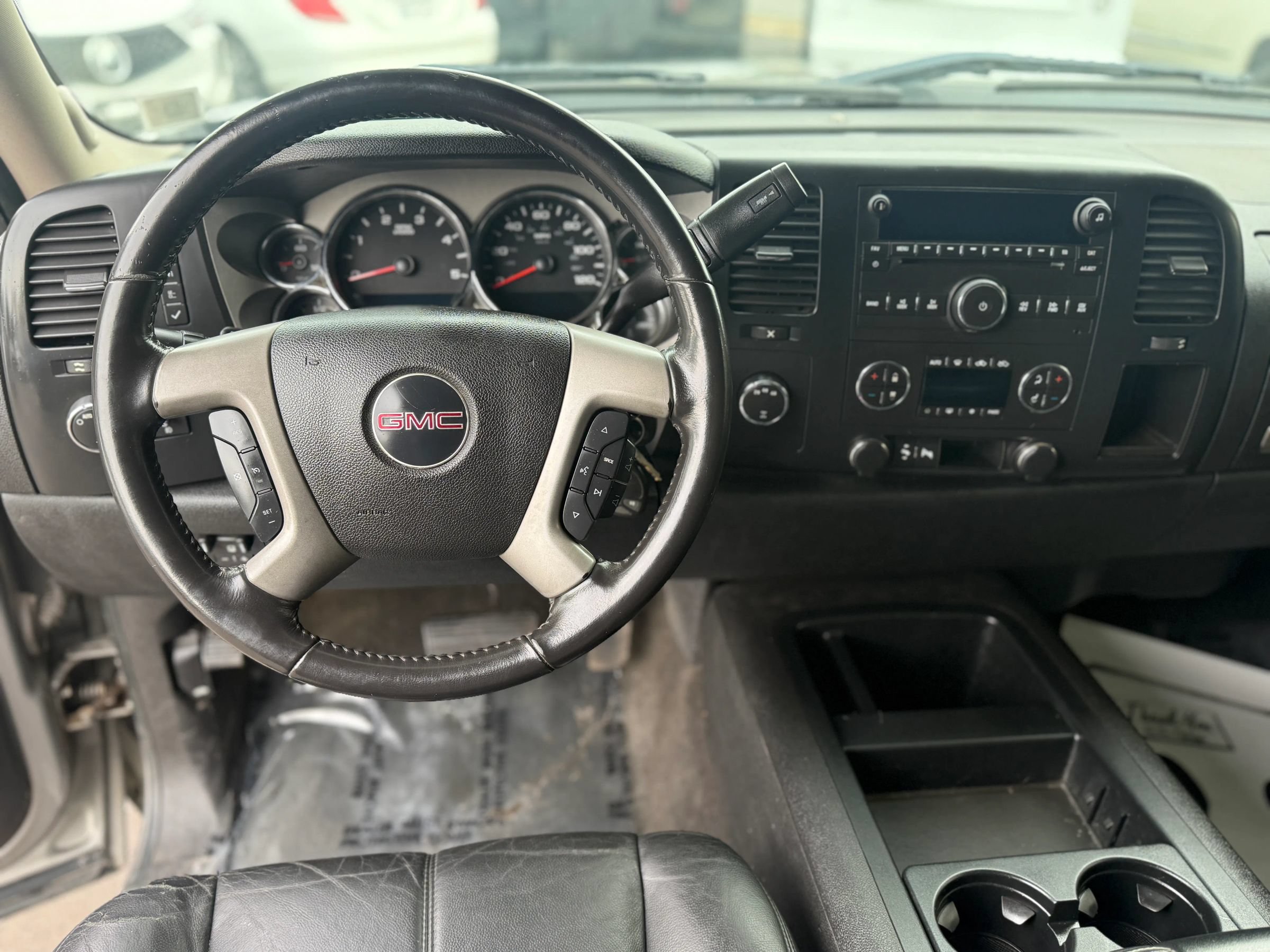 Used 2008 GMC Sierra 2500 SLE w/ SLE2 Preferred Package AWD/4WD image 12