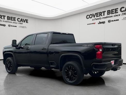 Used 2025 Chevrolet Silverado 2500 Custom w/ Custom Value Package image 6