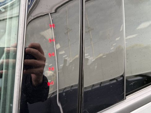 Used 2022 Ford Escape SEL w/ SEL Stealth AWD Package image 9