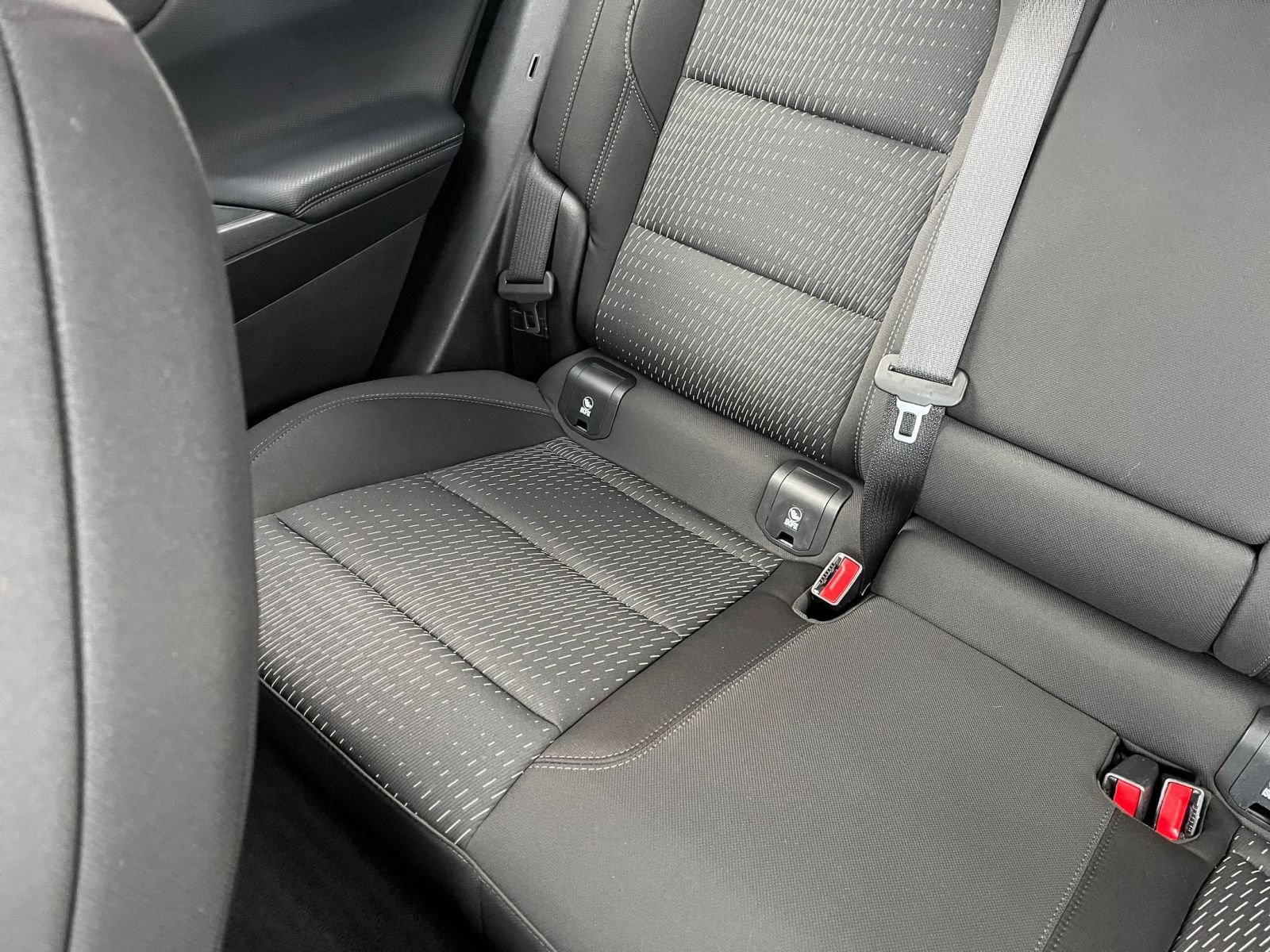 Used 2025 Chevrolet Equinox LT FWD image 40