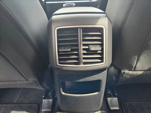 Used 2025 Kia Sportage LX image 22