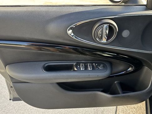 Used 2017 MINI Cooper Clubman S image 40