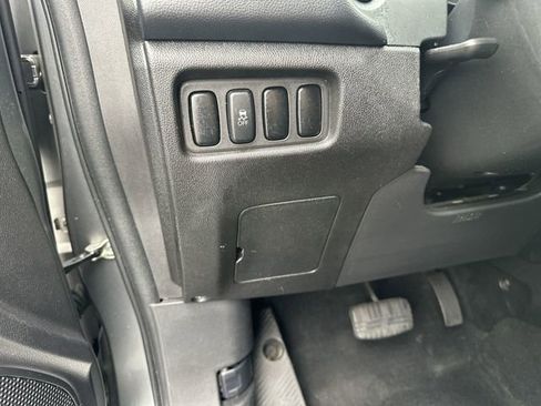 Used 2015 Mitsubishi Outlander Sport ES image 16