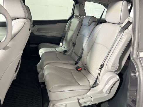 Used 2021 Honda Odyssey Elite image 25