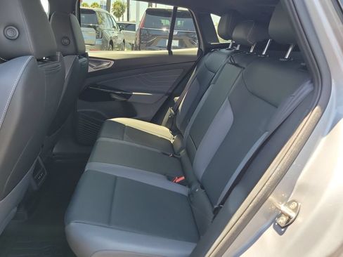 Used 2023 Volkswagen ID.4 Pro S Plus RWD image 24