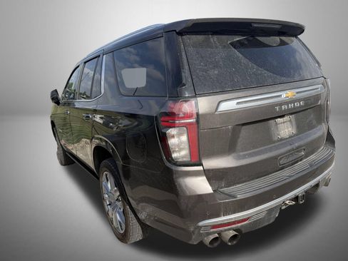Used 2021 Chevrolet Tahoe High Country w/ Premium Package AWD/4WD image 4