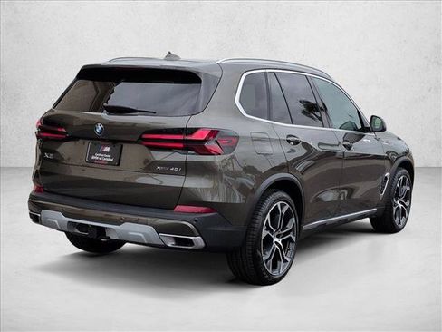 Used 2025 BMW X5 xDrive40i w/ Climate Comfort Package AWD/4WD image 5