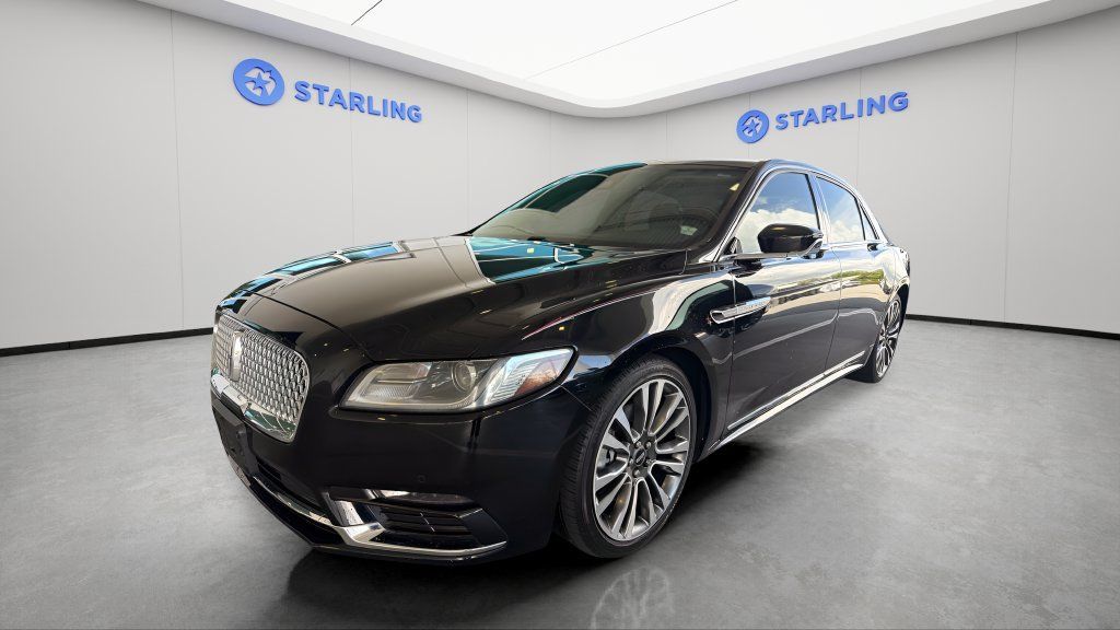 Used 2018 Lincoln Continental Select w/ Continental Climate Package AWD/4WD image 6