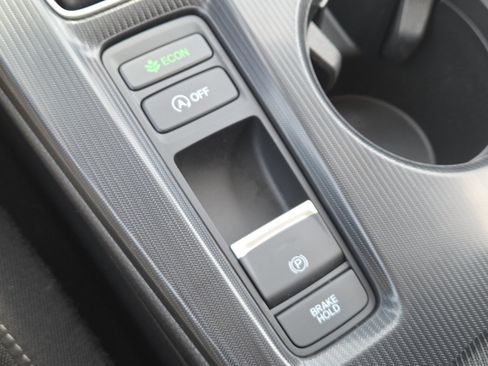 Used 2023 Honda Civic LX image 4