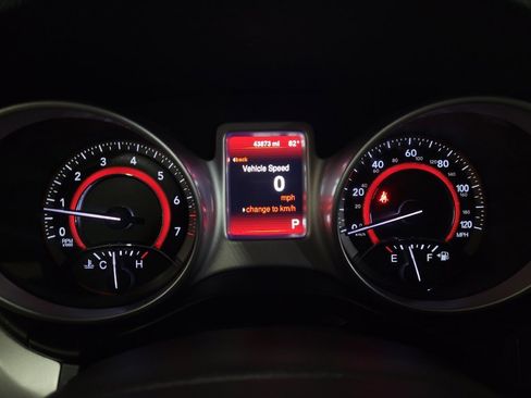 Used 2016 Dodge Journey SE image 23