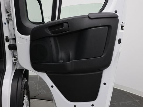 Used 2025 RAM ProMaster 2500 w/ Convenience Group FWD image 33