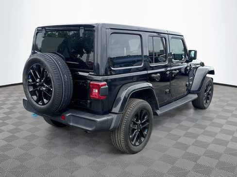 Used 2023 Jeep Wrangler Unlimited Sahara AWD/4WD image 6