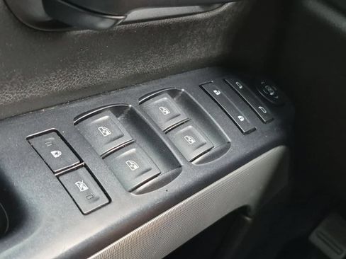 Used 2017 Chevrolet Silverado 1500 LT w/ All Star Edition AWD/4WD image 28
