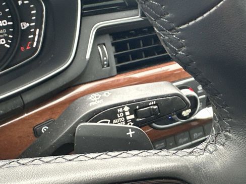 Used 2023 Audi A4 2.0T Premium w/ Convenience Package image 23