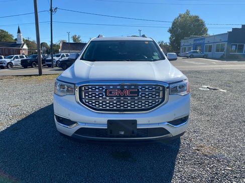 Used 2017 GMC Acadia Denali w/ Technology Package image 8