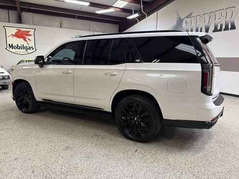 Used 2021 Cadillac Escalade Sport w/ Driver Assist Tech Package RWD image 4