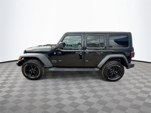 Used 2023 Jeep Wrangler Unlimited w/ Cold Weather Group image 9