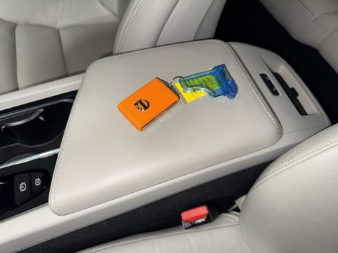 Used 2024 Volvo S60 B5 Plus w/ Climate Package FWD image 28