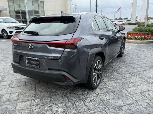 Used 2024 Lexus UX 250h FWD image 7