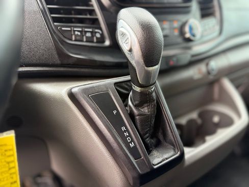 Used 2021 Ford Transit 150 Medium Roof AWD w/ Parcel Delivery Package image 27