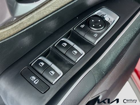 Certified 2021 Kia Sorento EX image 17