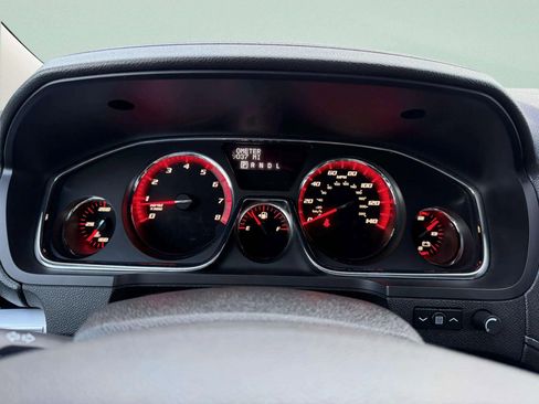 Used 2015 GMC Acadia SLT w/ Technology Package image 30