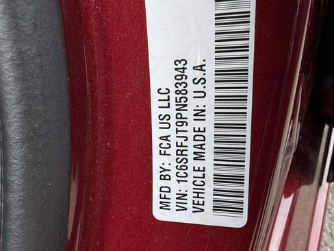 Used 2023 RAM 1500 Laramie image 22