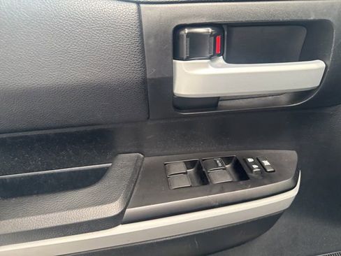 Used 2019 Toyota Tundra SR5 image 11