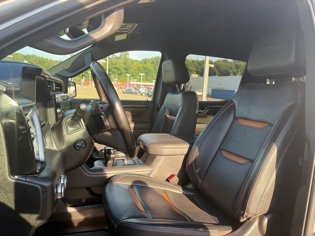 Used 2025 GMC Sierra 1500 AT4 AWD/4WD image 17