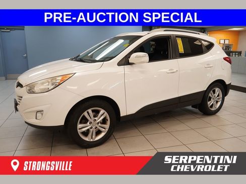 Used 2013 Hyundai Tucson GLS FWD image 1