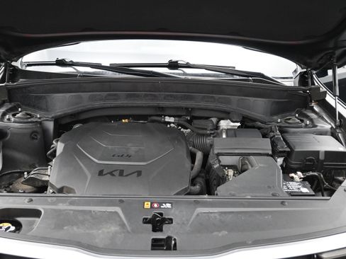 Used 2025 Kia Telluride S FWD image 24