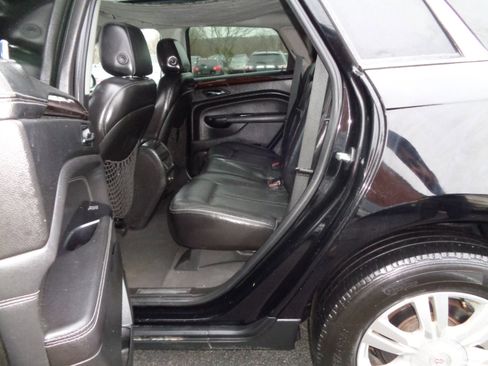 Used 2014 Cadillac SRX Luxury w/ Driver Awareness Package image 15