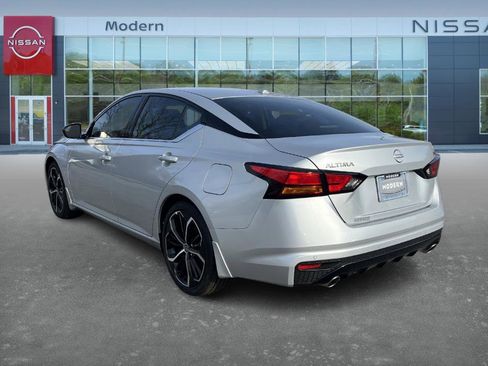 New 2025 Nissan Altima 2.5 SR image 6