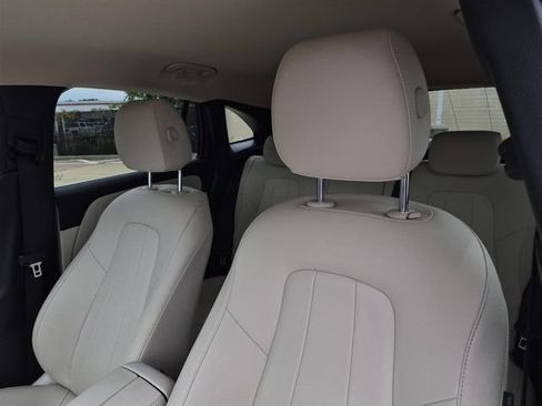 Certified 2023 Mercedes-Benz GLA 250 w/ Premium Package image 15