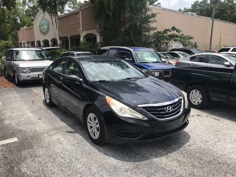 Used 2011 Hyundai Sonata GLS FWD image 3