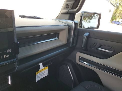 New 2026 GMC Hummer EV SUV AWD/4WD image 26
