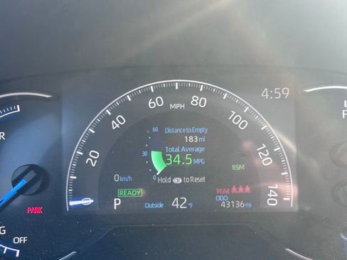 Used 2023 Toyota RAV4 SE w/ Convenience Package image 14