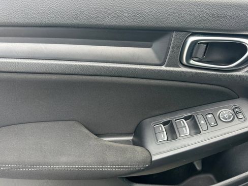 Used 2022 Honda Civic Sport image 11