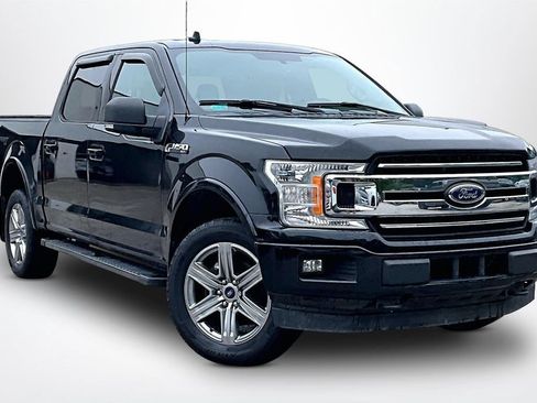 Used 2018 Ford F150 XLT w/ Equipment Group 302A Luxury AWD/4WD image 3