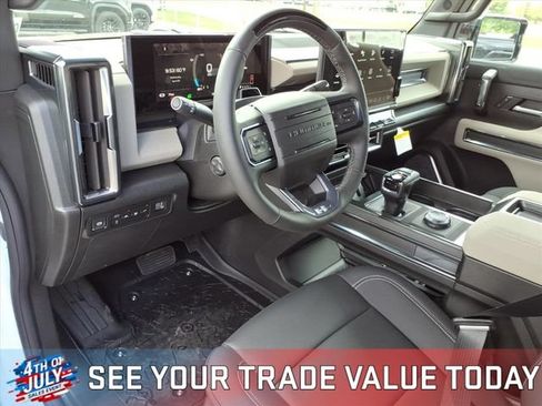 New 2026 GMC Hummer EV SUV AWD/4WD image 3