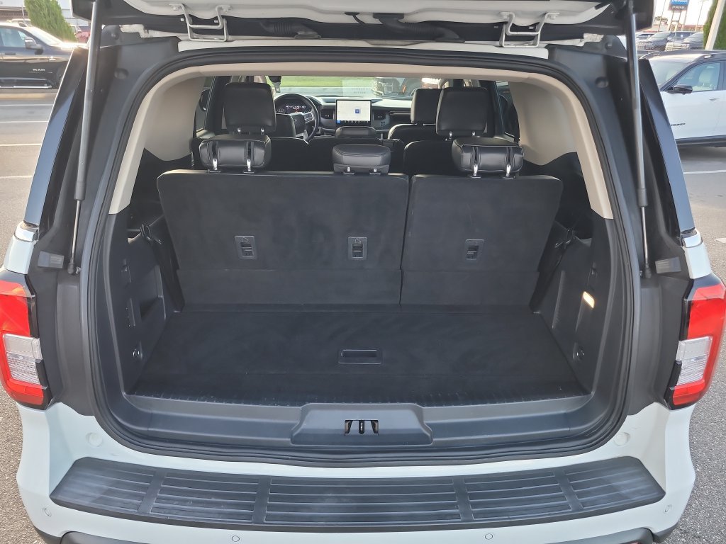 Used 2022 Ford Expedition XLT RWD image 8