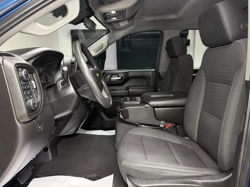 Used 2022 Chevrolet Silverado 1500 Custom AWD/4WD image 25
