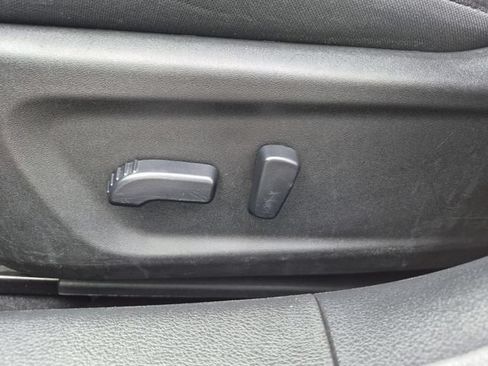 Used 2024 Nissan Altima 2.5 SV FWD image 14