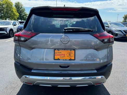 Certified 2023 Nissan Rogue Platinum w/ Platinum Premium Package FWD image 4