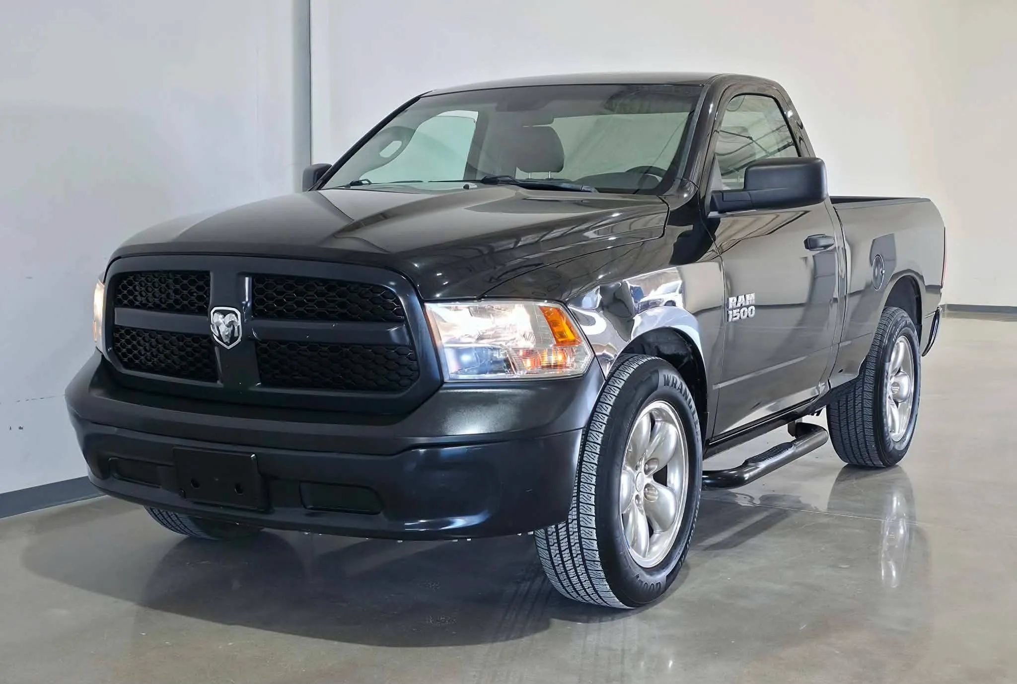 Used 2017 RAM 1500 Tradesman RWD image 7