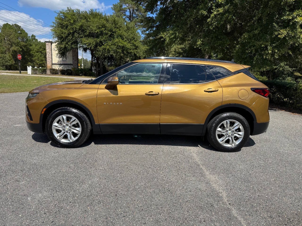 Used 2019 Chevrolet Blazer LT FWD image 3